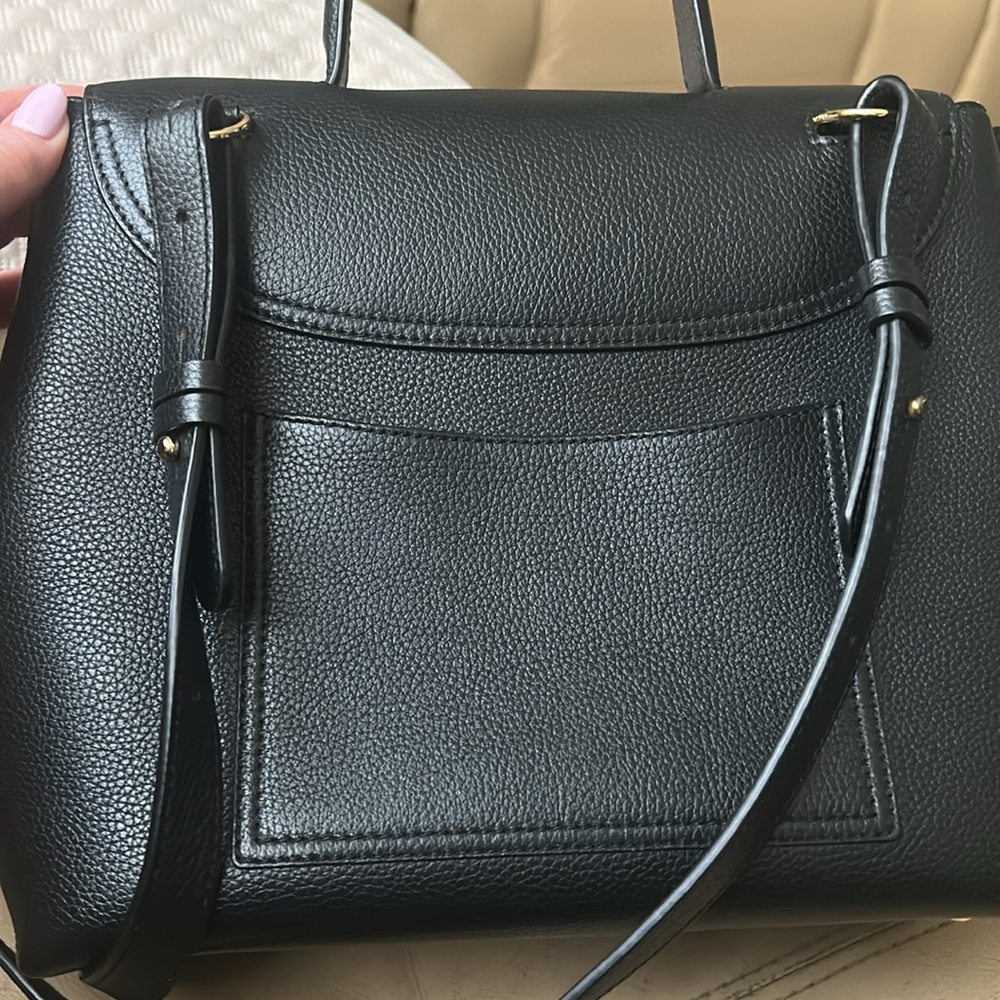 Authentic Polene numéro un large bag.
Pebbled textured leather. Excellent con. - Picture 6 of 6